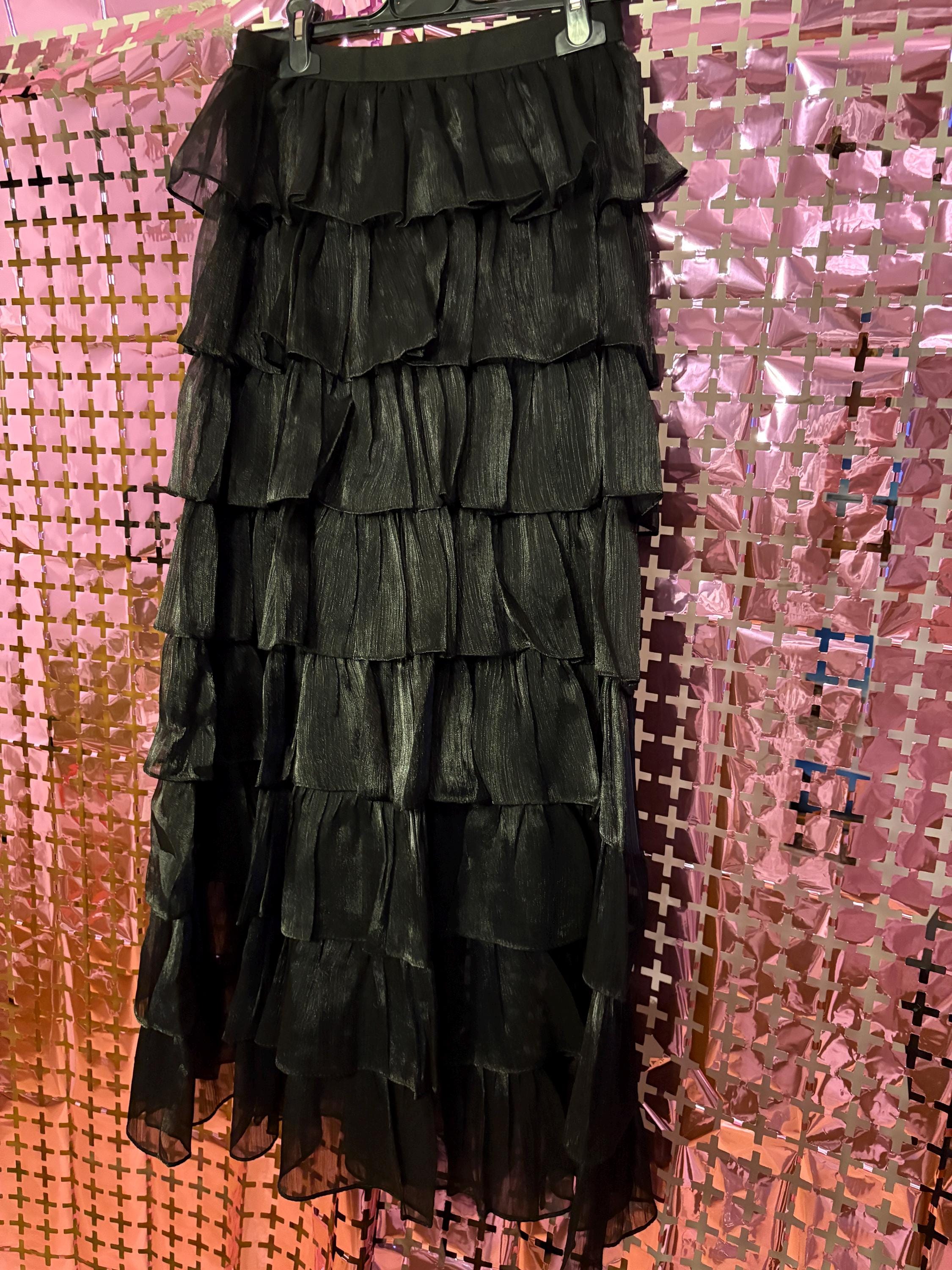 Elegant Layered Ruffle Skirt – Made in Italy