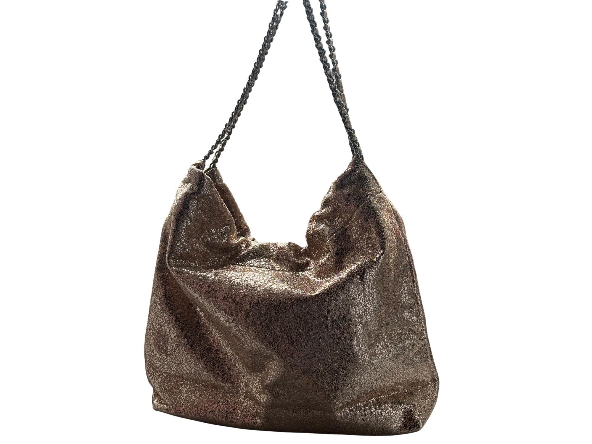 Chic Faux Leather Shoulder Bag – Magnetic Closure