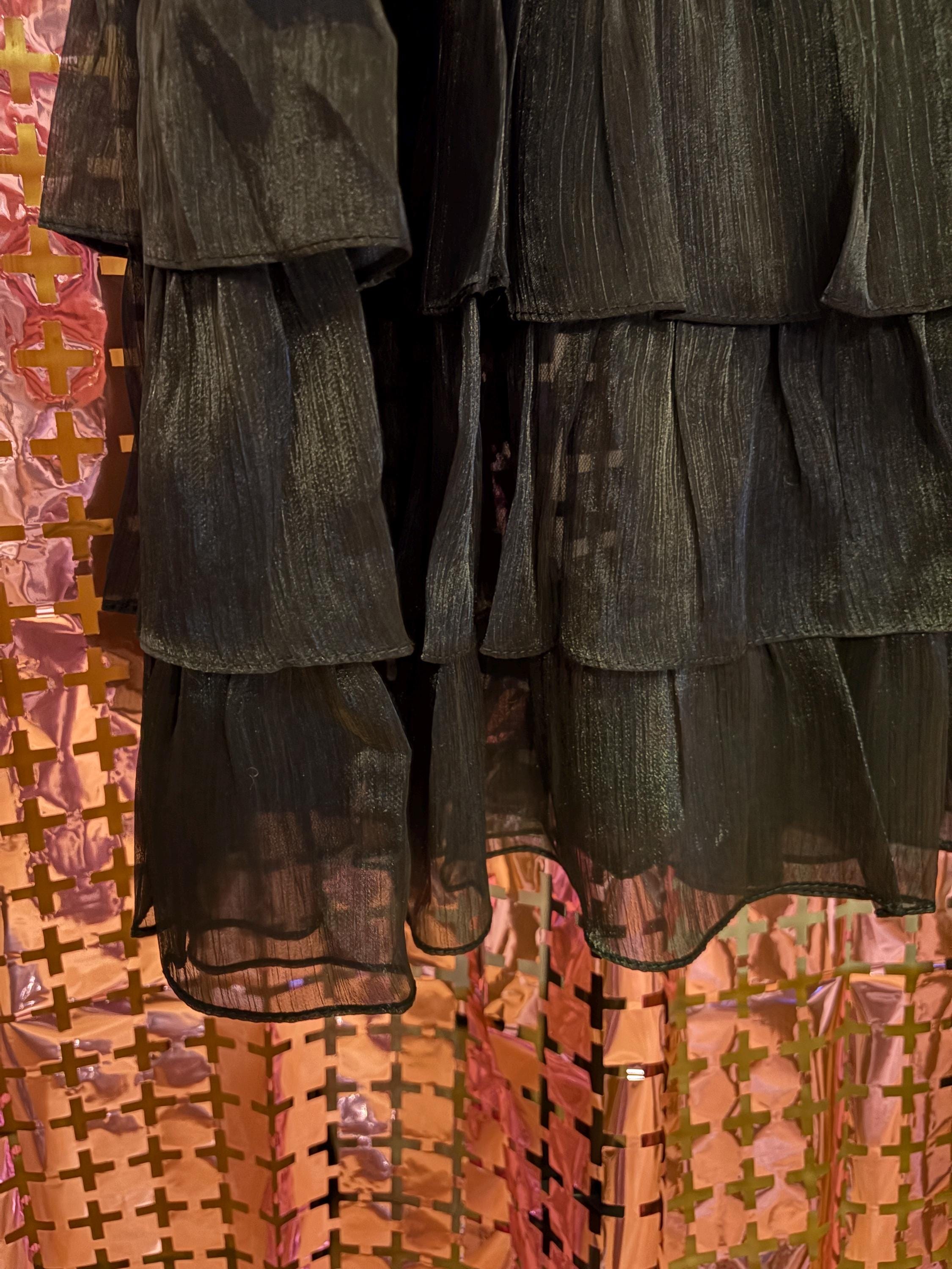 Elegant Layered Ruffle Skirt – Made in Italy