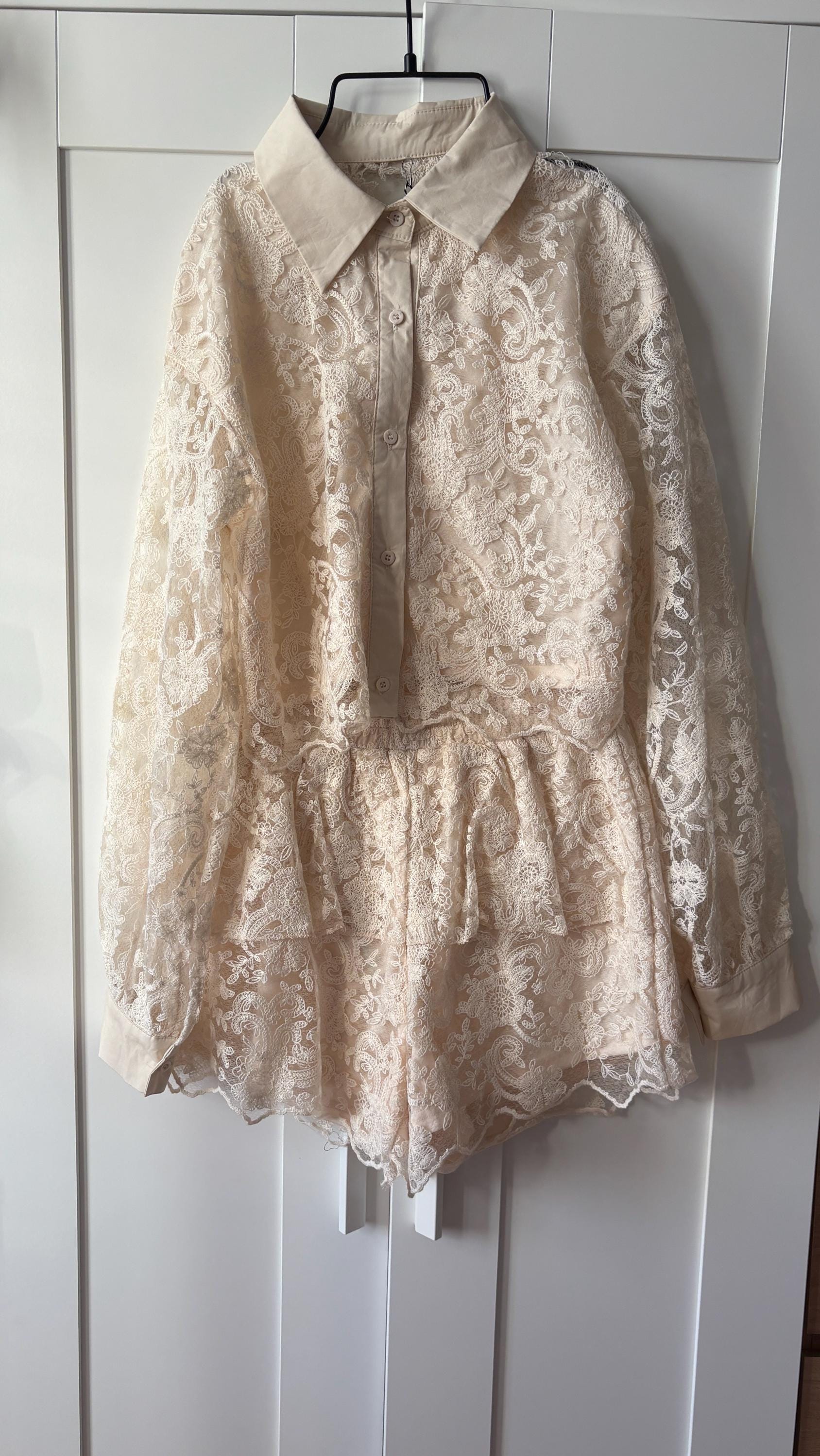 Elegant Lace One Size Co-ord Set – Chic & Timeless