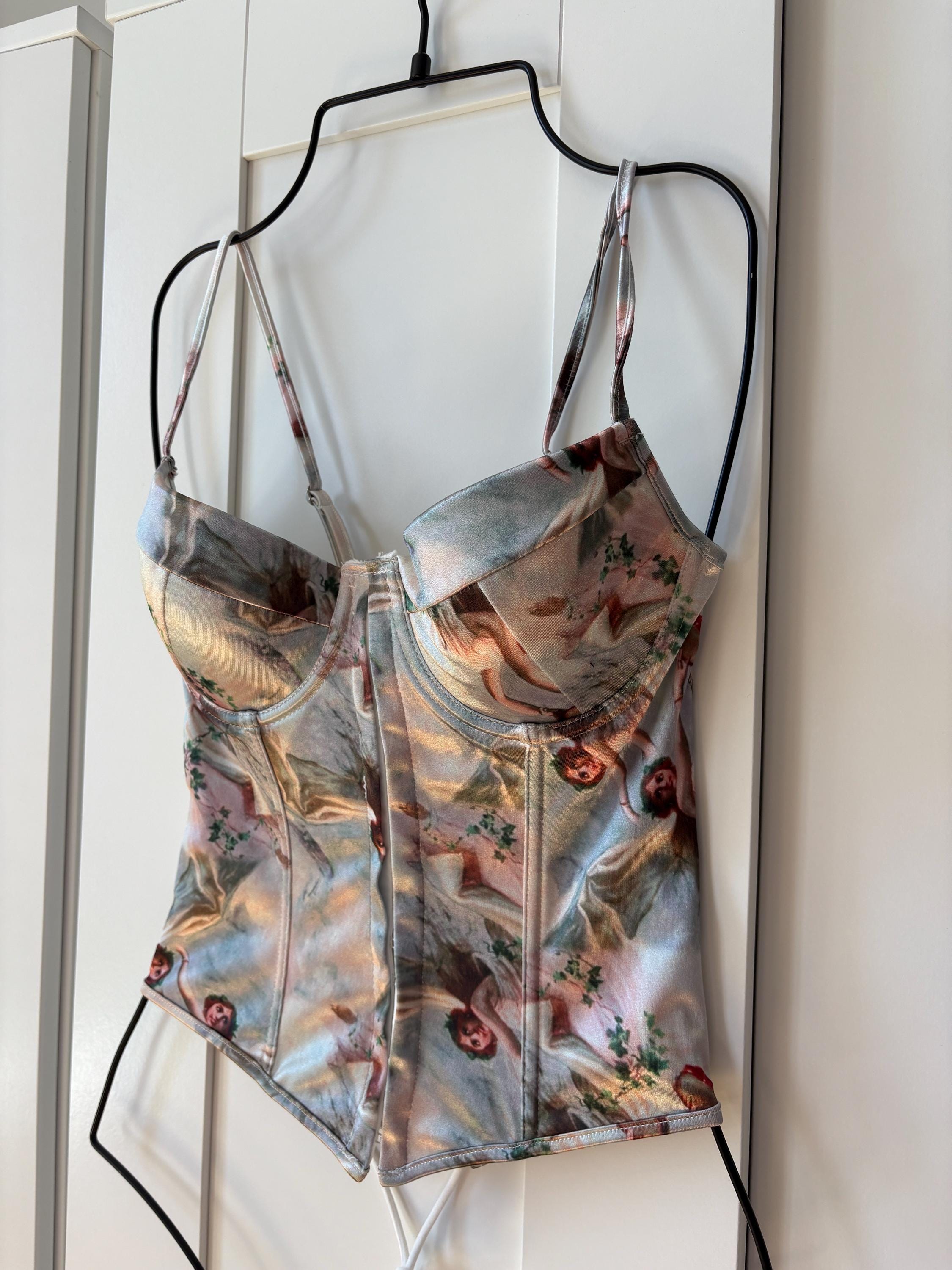 Angel Corset  – Chic and Trendy Spring -Summer trend