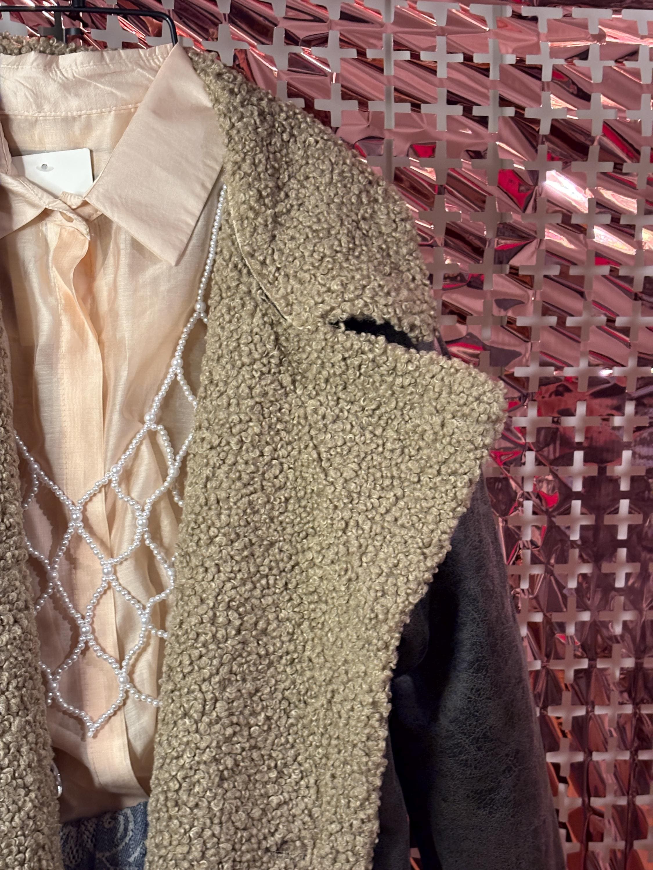 Wintercoat with soft teddy garnment made in Italy