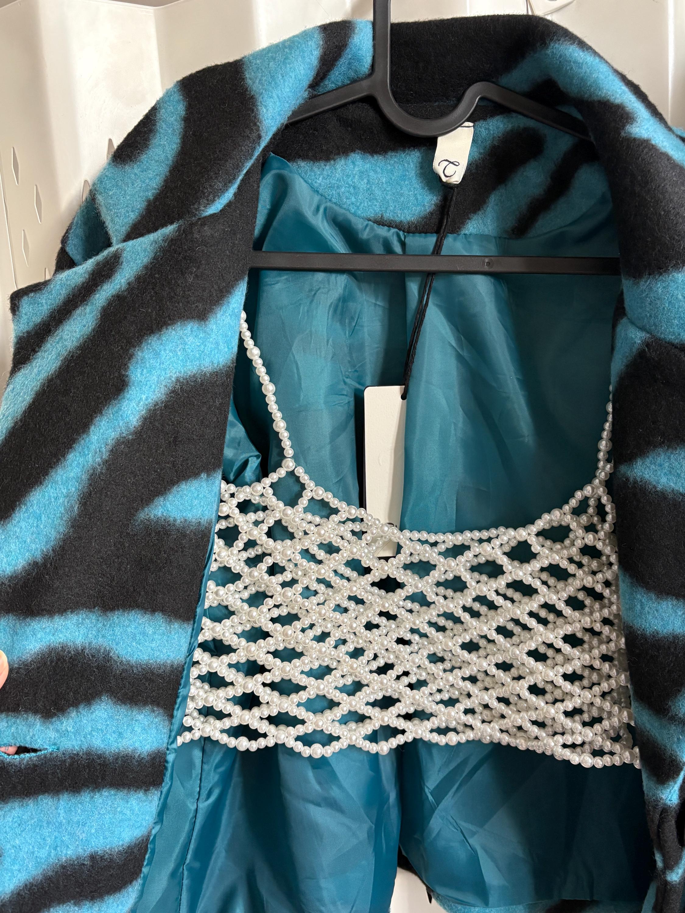 Beaded cropped top with cream pearls