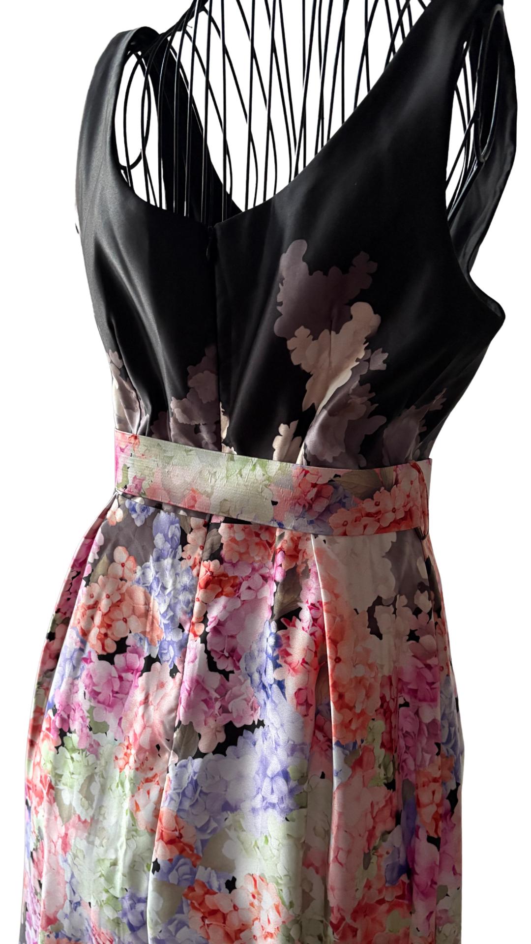 Elegant Bloom Maxi Dress – With Belt & Pocket | One Size | Black or Red