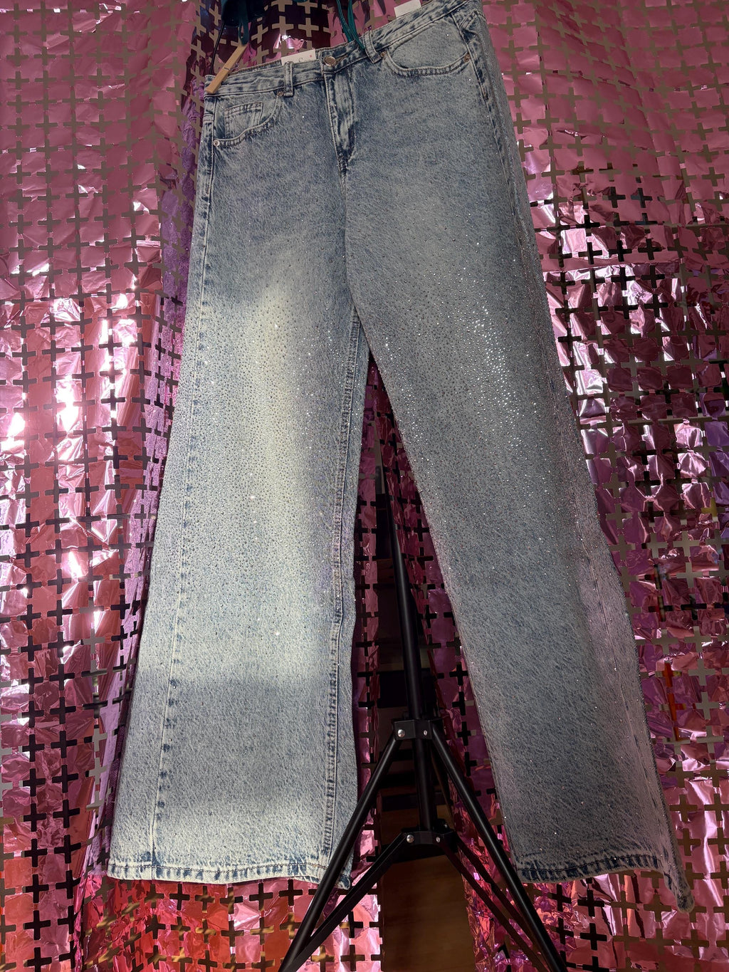 Light Blue Wide-Leg Denim with Strass – Sparkling Mid-Waist Jeans for a Statement Look